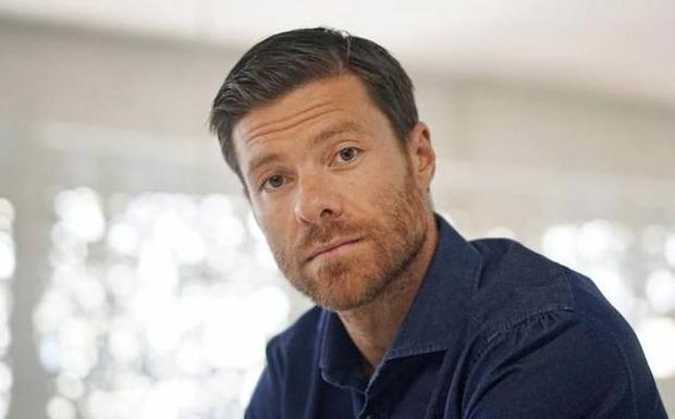 Xabi Alonso, exjugador de la Real Sociedad Xabi Alonso, exjugador de la Real Sociedad