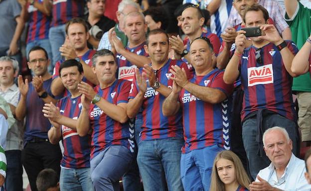Aficionados del Eibar./MORQUECHO