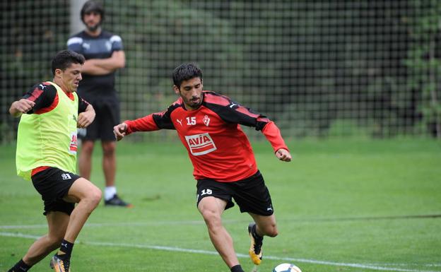 Cote confiesa que quieren conseguir el empate o la victoria en Anoeta