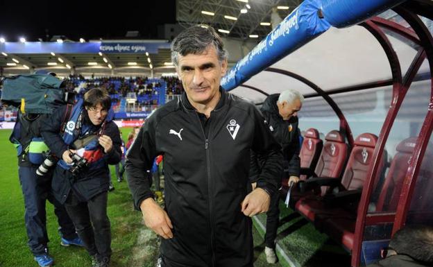 Mendilibar: «Ha sido el partido más completo en nuestro campo»