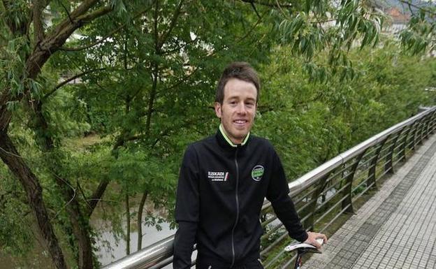 Gari Bravo: «Vamos a la Vuelta al País Vasco con toda la motivación de correr ante la afición vasca»