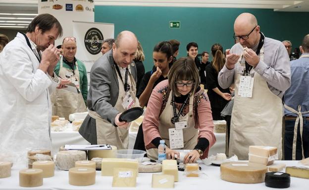 Orain urtebete Donostian egin zen Euskadi-Basque Country International Cheese Festival jaialdiari dagokio argazkia./JOSE USOZ