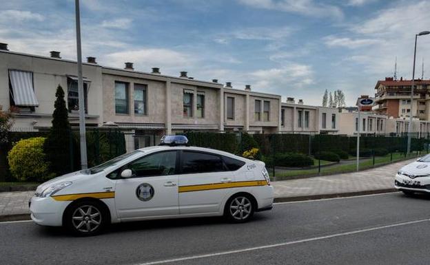 Detenido un policía municipal de Donostia acusado de romper la tibia a un Guardia Civil retirado
