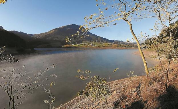 El embalse de Urkulu es el único de Gipuzkoa que se mantiene en prealerta por falta de lluvia/Félix Morquecho