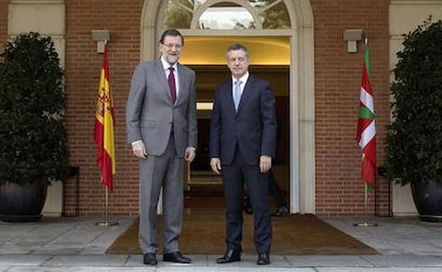 Rajoy y Urkullu, en el Palacio de La Moncloa en 2014/IGNACIO GIL