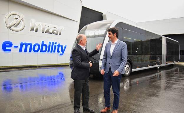 San Sebastián, primera ciudad en probar un autobús articulado 100% eléctrico con pasajeros