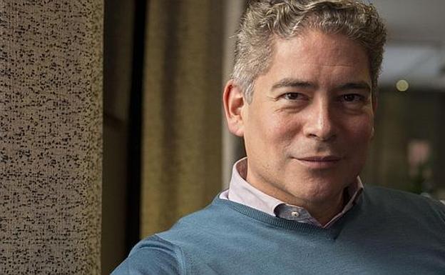 Boris Izaguirre: «En mi generación, las violaciones a homosexuales eran frecuentes»