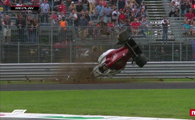 Ericsson protagonizó un espectacular accidente en Monza - Fórmula 1 Noticias Ericsson protagonizó un espectacular accidente en Monza - Fórmula 1 Noticias