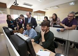 Un grupo de periodistas, en las instalaciones de la DGT. / Archivo/