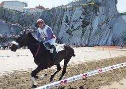 Caballos al galope en Itzurun