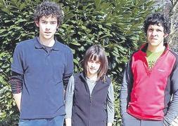 Tres jóvenes legazpiarras crean 'Mendi Bazterrak'