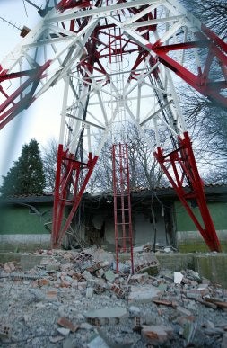 ETA coloca una bomba trampa contra la Ertzaintza en un monte cercano a Bilbao
