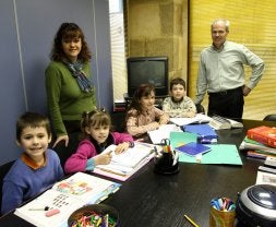 Todos los grupos vascos se muestran dispuestos a estudiar el encaje de la educación en casa