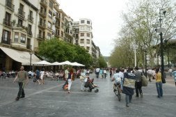 El Boulevard es uno de los ejemplos claros de coexistencia que va a regularse. /LUSA/