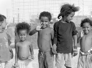 Niños saharauis en el campo de refugiados de Tinduf./