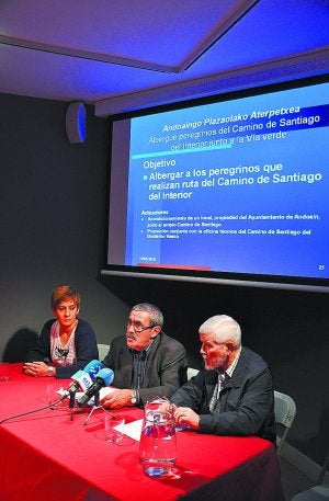 Petri Romero, Estanis Amuchastegui y Francisco Jordá./