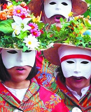 Máscaras de una comparsa de Koko-inauteria. ::
AAS/