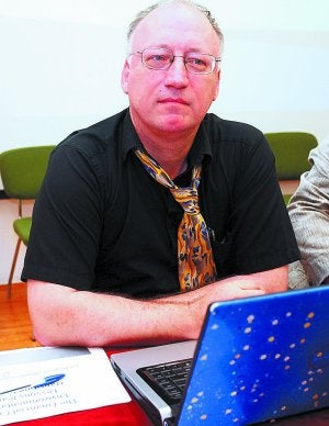 Felix Dodds, durante la conferencia. ::
MIKEL FRAILE/