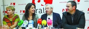Rebeka Ubera, Aintzane Ezenarro, Patxi Zabaleta y Jon Abril presentaron ayer en la sede de Aralar de San Sebastián la ponencia que se debatirá en el V Congreso. :: LUSA/