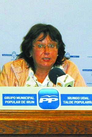 'Ciudad prohibida'. Juana de Bengoechea compareció ayer para plantear cuestiones relativas a la inseguridad ciudadana./