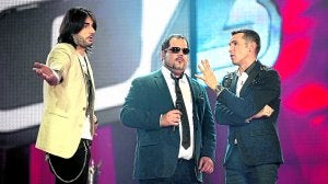 El concursante Eduardo Ruimán decidió abandonar el programa después de interpretar el tema 'Remolino' de Pancho Céspedes. :: MEDIASET/