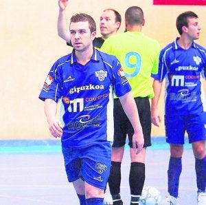 'Buitre' ha hecho gala de un enorme olfato de gol. ::
AITOR/