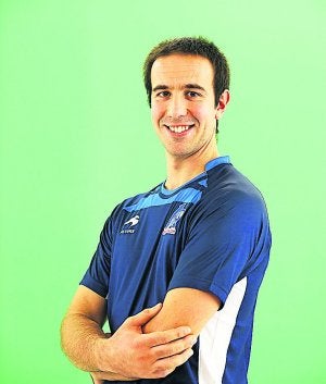 Asier Arruti. El pelotari usurbildarra deja la empresa Aspe./