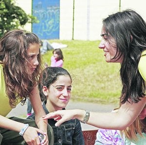 La directora Arantza Ibarra durante una grabación anterior./