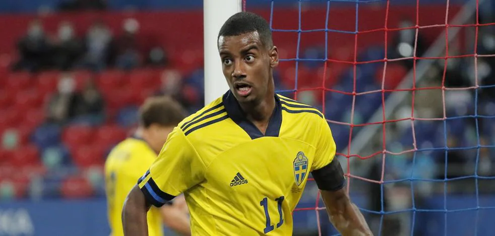 Isak, convocado de nuevo por la selección de Suecia | Real ...