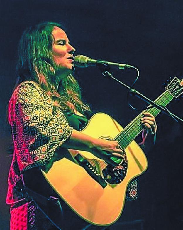 Olatz Salvador eta eMe, ostiralean El Diario Vasco