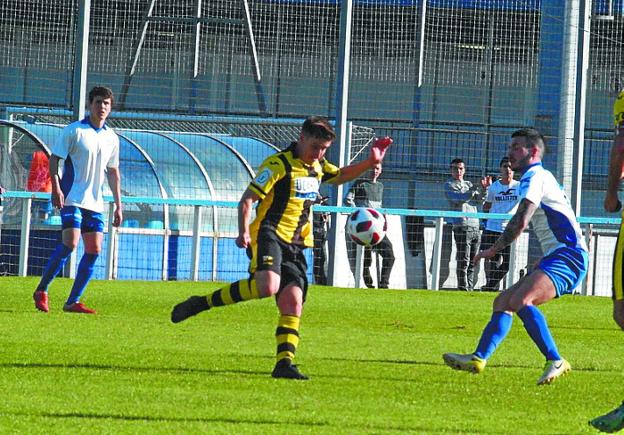 El Lagun Onak cae ante el líder pero se mantiene en la mitad de la