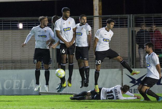 El Real Unión sigue haciendo méritos para escapar de la zona roja - Diario Vasco