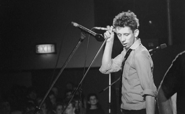 Johnny Depp y Matt Dillon vendrán al Festival de San Sebastián 1 El líder de Pogues, Shane MacGowan, en el documental de Johnny Depp 'Crock of Gold: A Few Rounds with Shane MacGowan'.