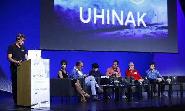 Imagen de una edición anterior del congreso Uhinak, celebrado en Ficoba, que este año se realizará de manera presencial y online. / F. DE LA HERA