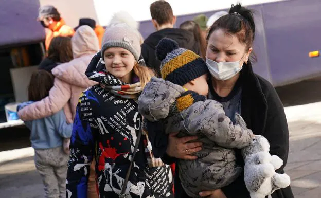 Ukrainian refugees, upon arrival in Santiago de Compostela.