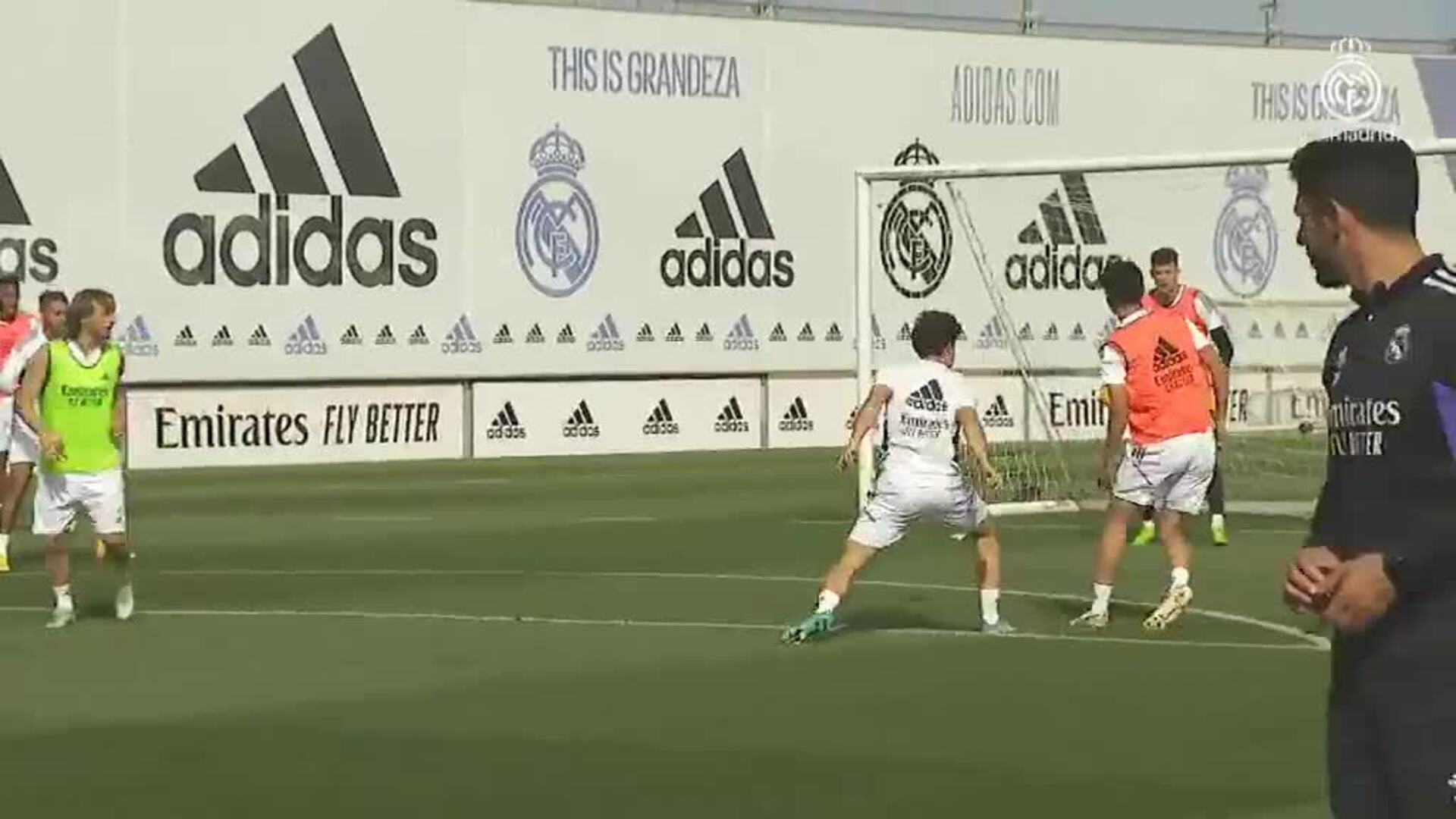 El Real Madrid ya prepara el partido de Champions ante el Shakhtar del miércoles El Diario Vasco