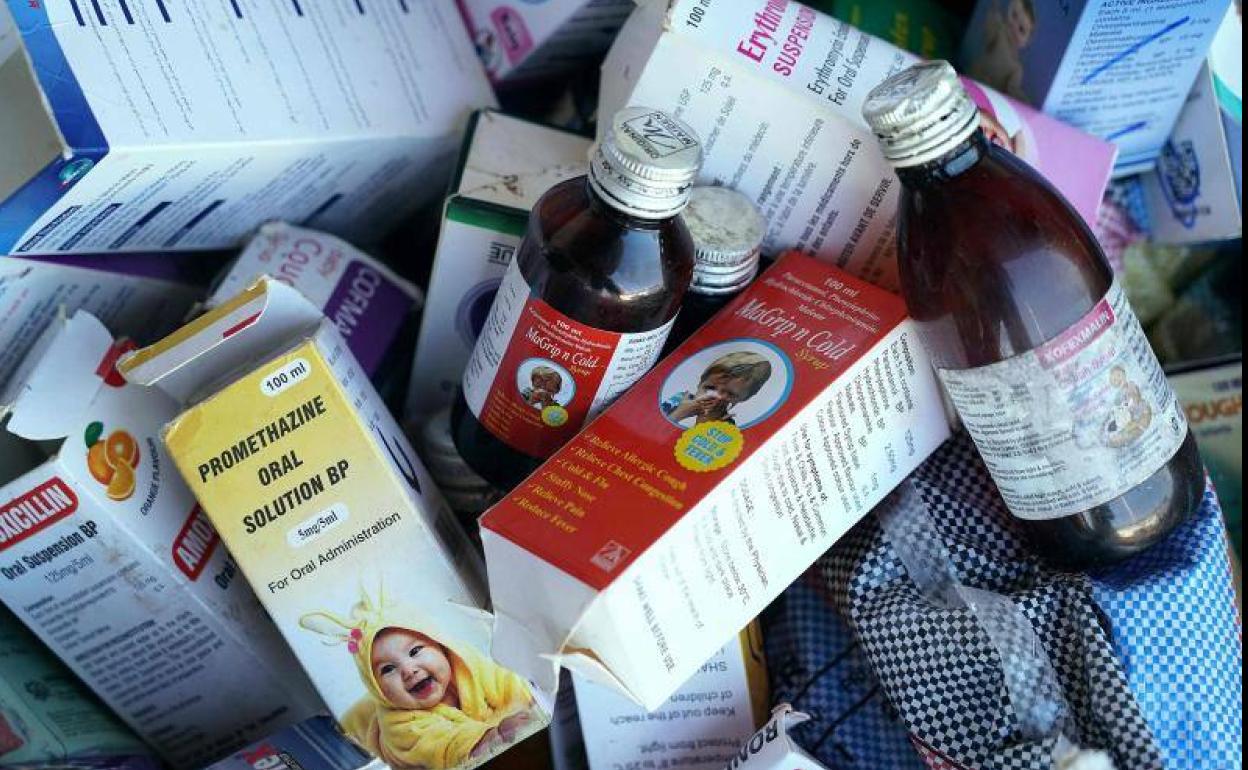 Mueren al menos 69 niños en Gambia por el uso de jarabes para la tos de  fabricación india | El Diario Vasco
