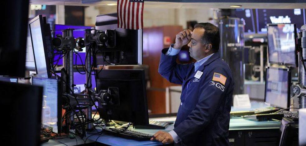 A Bolsa mantém os 8.300 pontos pendentes do Federal Reserve dos EUA