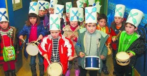 niños con tambores